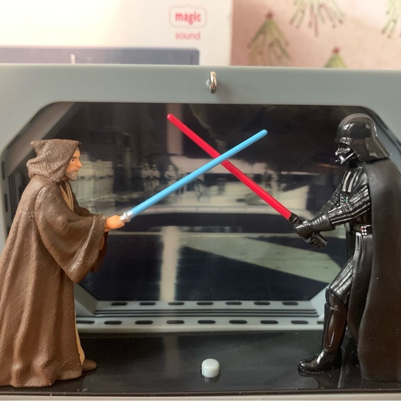Hallmark Keepsake Ornament ~ A duel to the death 2017 ~ Star Wars: A New Hope - Picture 6 of 6